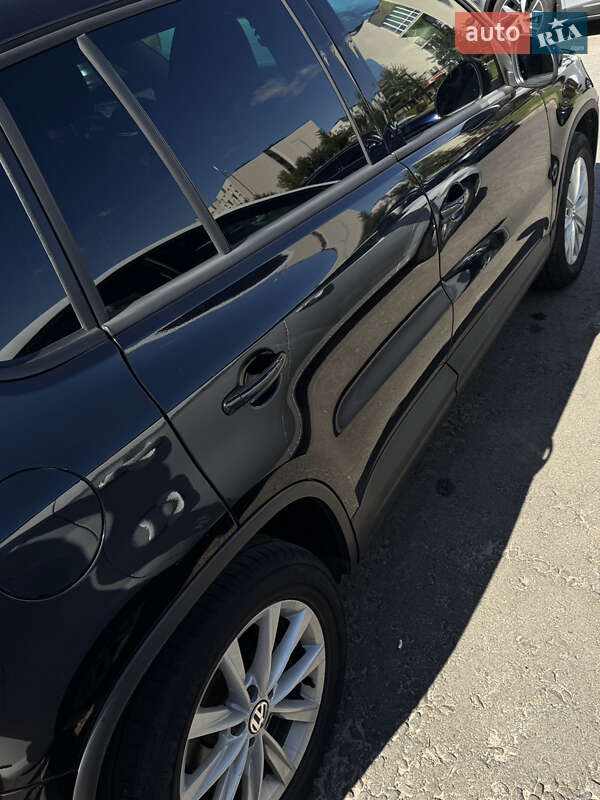 Volkswagen Tiguan 2015