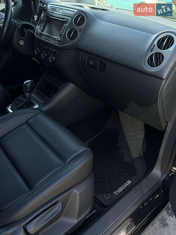 Volkswagen Tiguan 2015