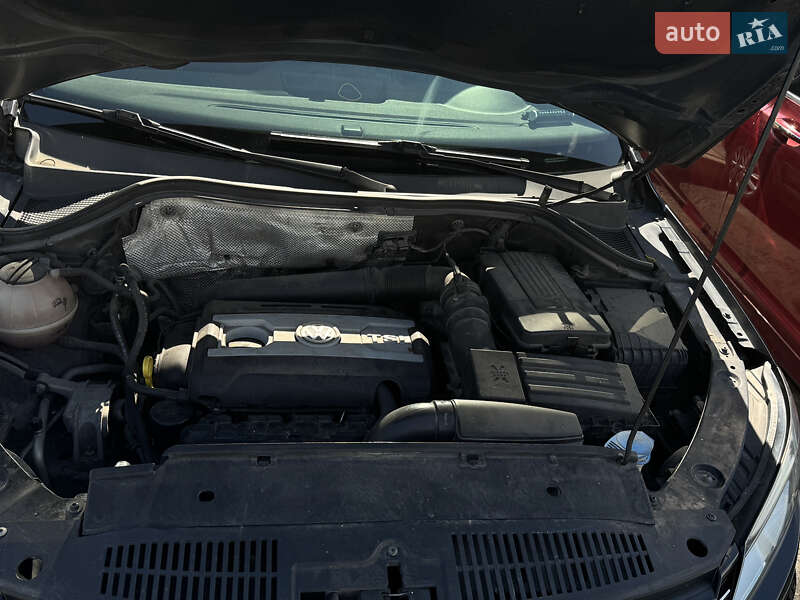 Volkswagen Tiguan 2015