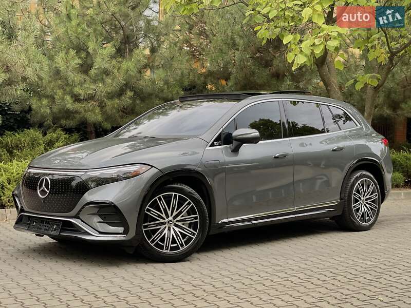 Mercedes-Benz EQS SUV 2023