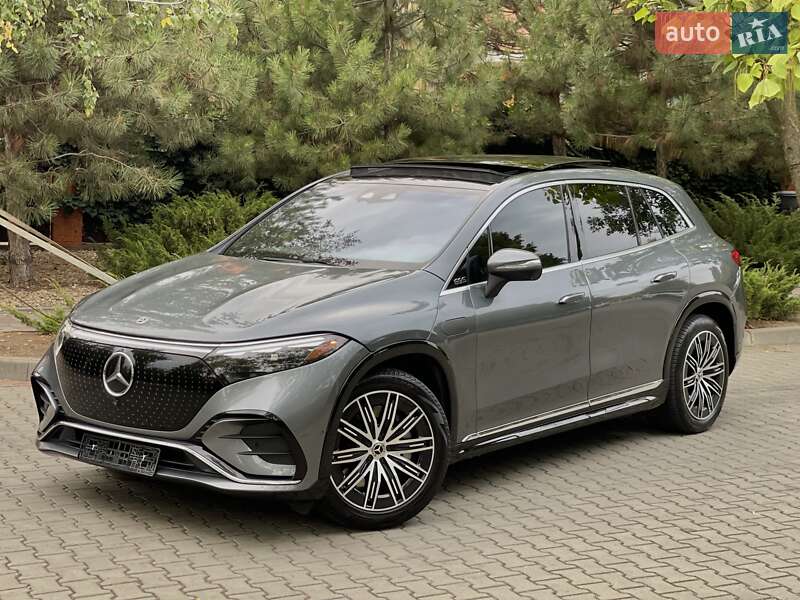 Mercedes-Benz EQS SUV 2023