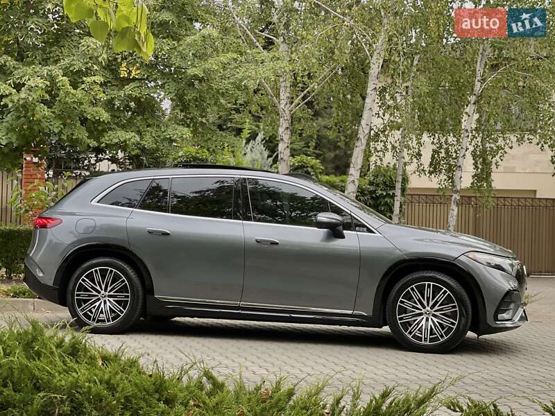 Mercedes-Benz EQS SUV 2023