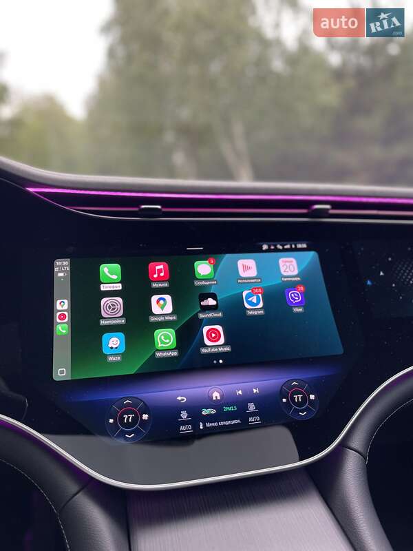 Mercedes-Benz EQS SUV 2023