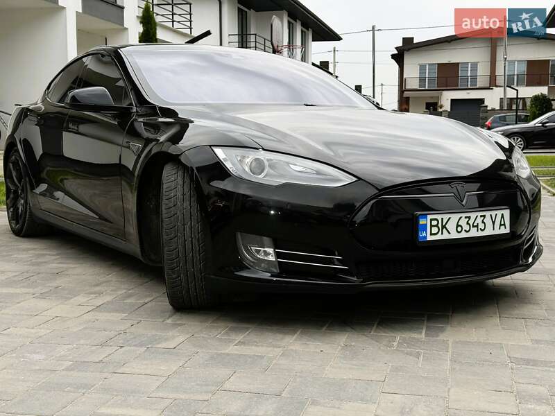 Tesla-8