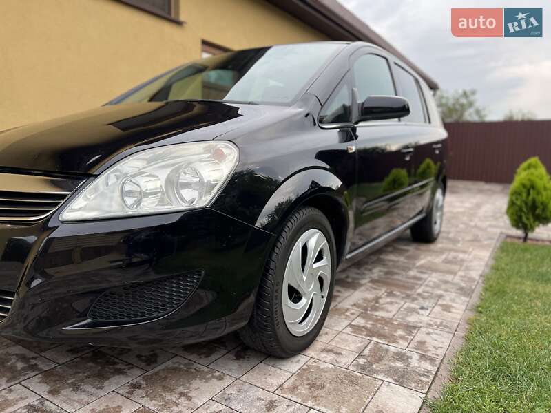 Opel Zafira 2008