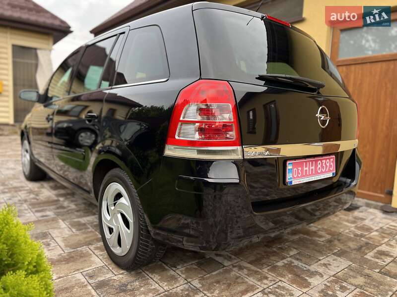 Opel Zafira 2008