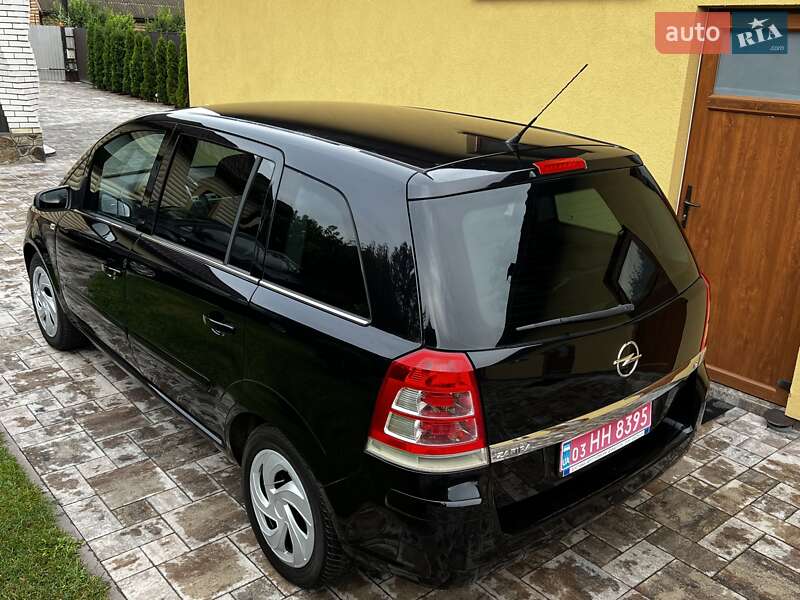 Opel Zafira 2008