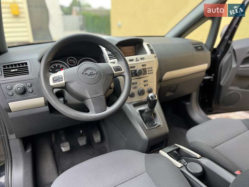 Opel Zafira 2008