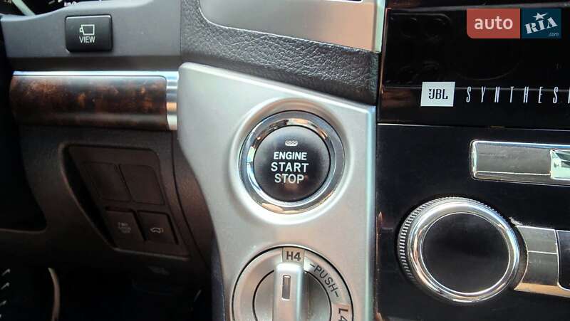 Toyota Land Cruiser 2013