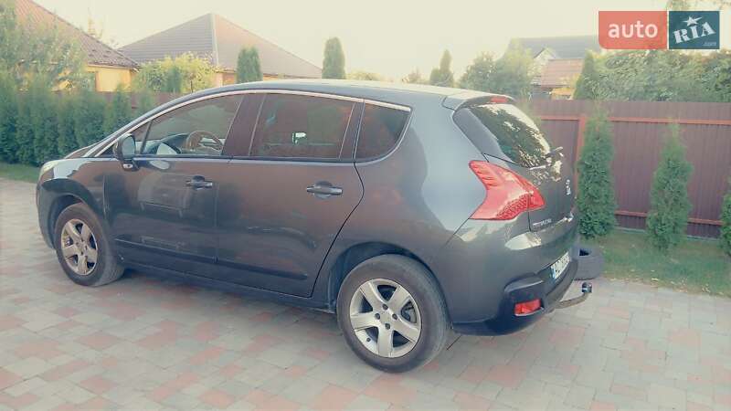 Peugeot 3008 2012