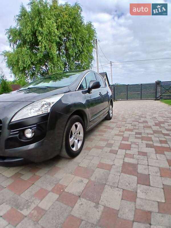 Peugeot 3008 2012