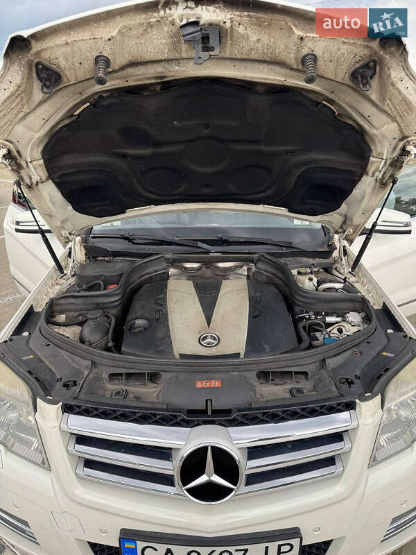 Mercedes-Benz-2