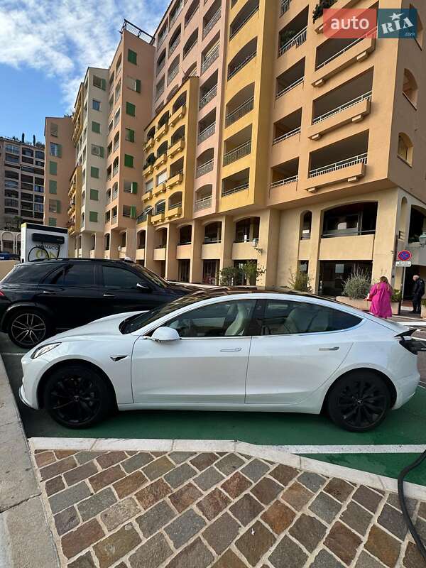 Tesla-5