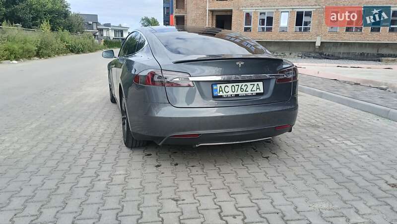 Tesla-9