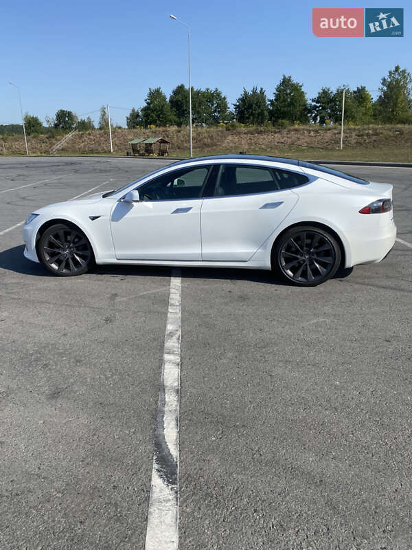 Tesla-4