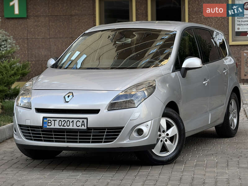 Renault Scenic 2011