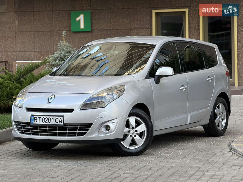 Renault Scenic 2011