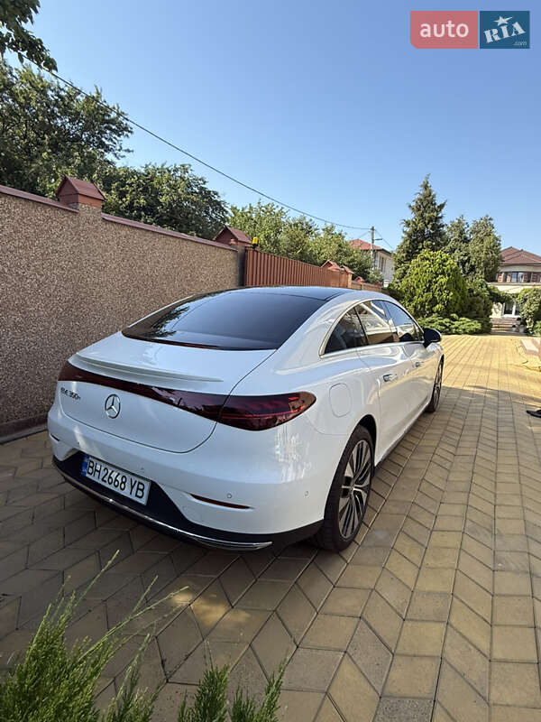 Mercedes-Benz EQE 2024