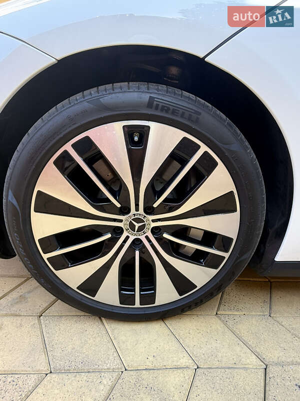 Mercedes-Benz EQE 2024