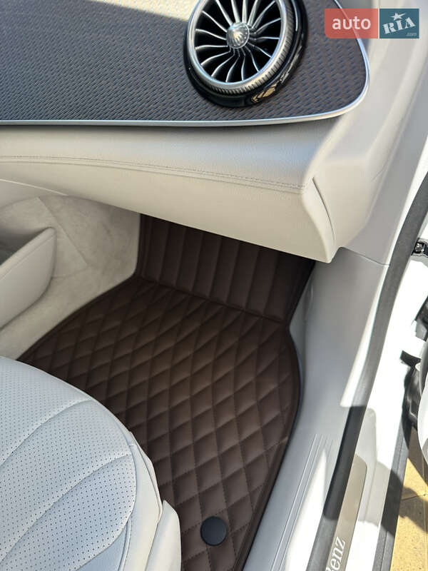 Mercedes-Benz EQE 2024