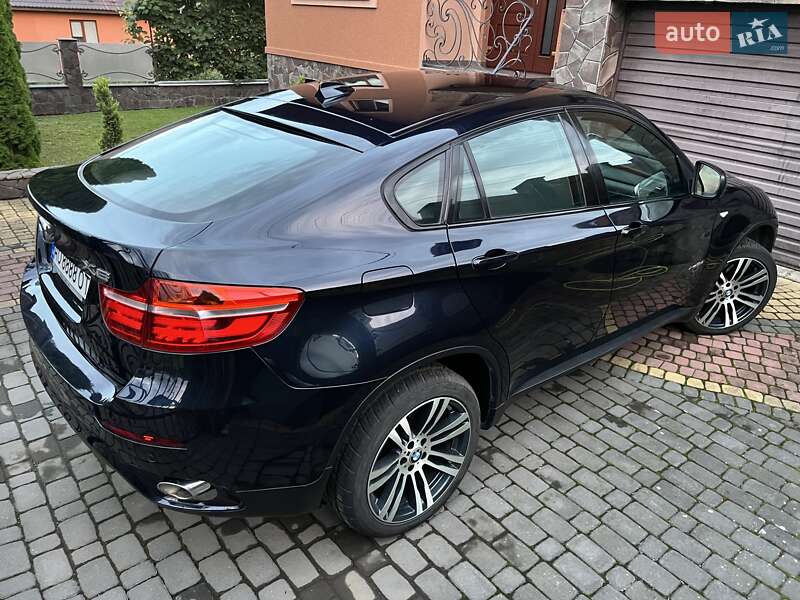 BMW X6 2012