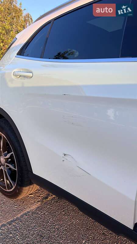 Mercedes-Benz GLA-Class 2016