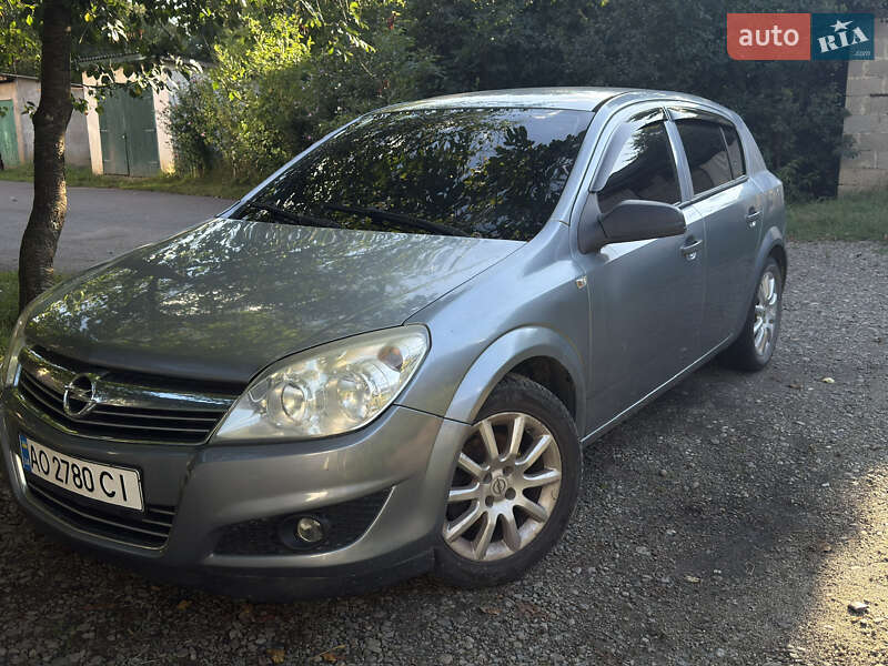 Opel Astra 2007