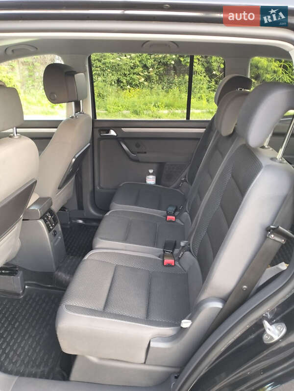 Volkswagen Touran 2014