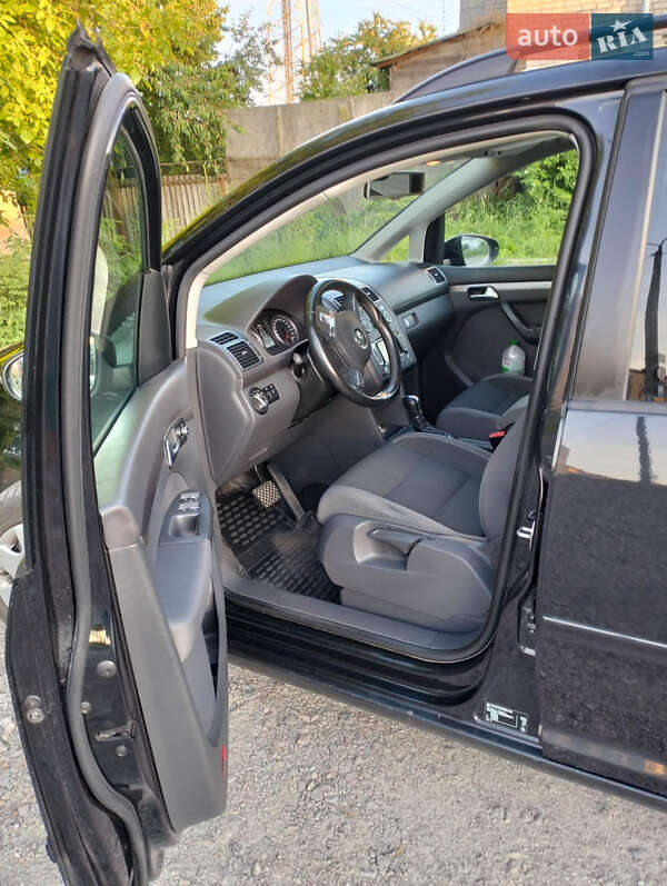 Volkswagen Touran 2014