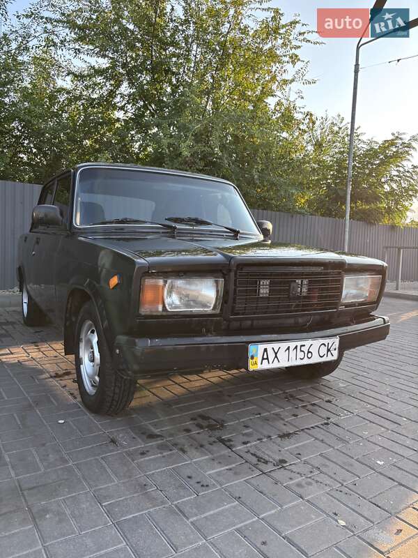 ВАЗ / Lada-2