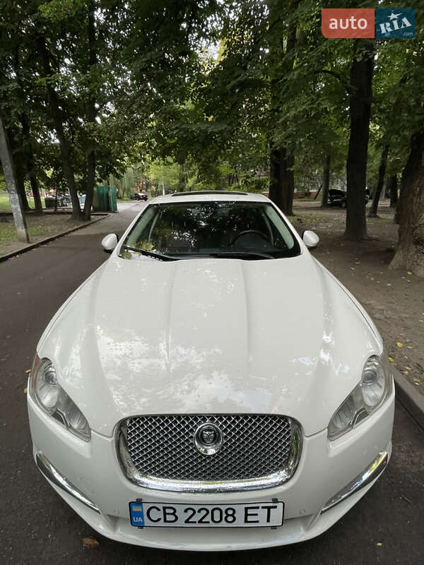 Jaguar XF 2009