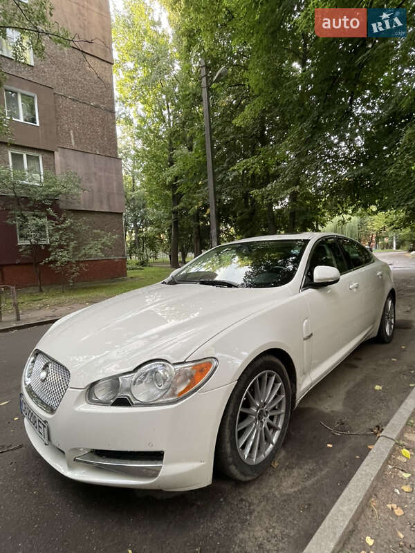 Jaguar XF 2009