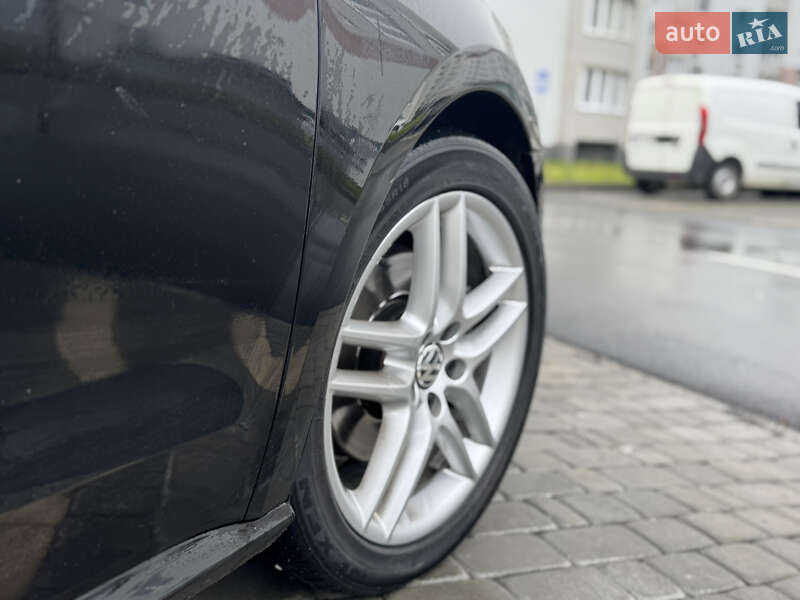 Volkswagen Passat 2011