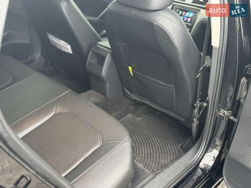 Volkswagen Passat 2011