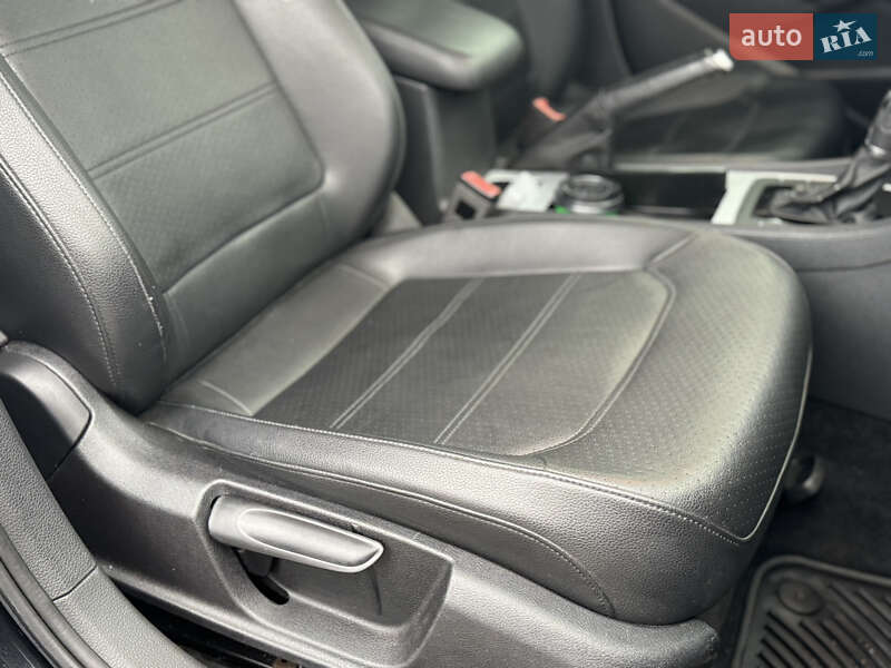 Volkswagen Passat 2011