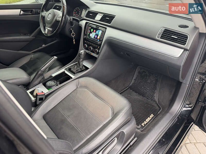 Volkswagen Passat 2011