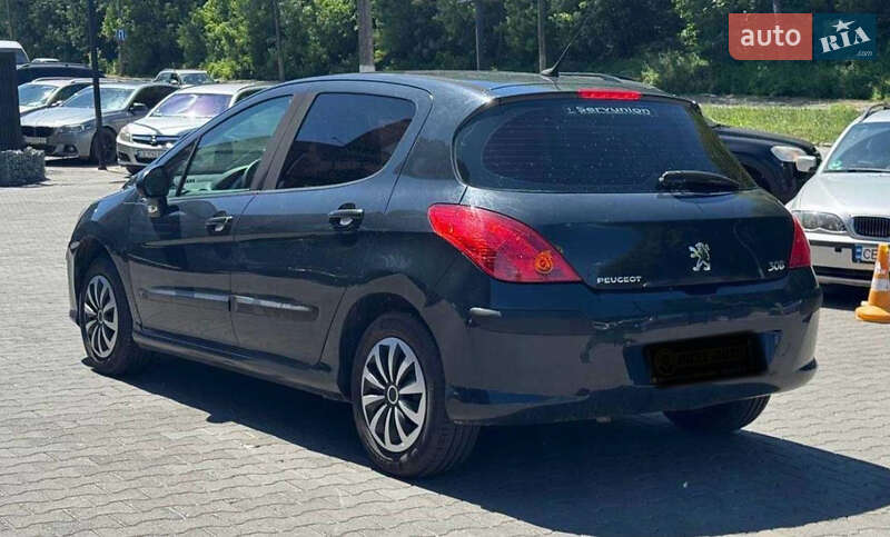 Peugeot-2