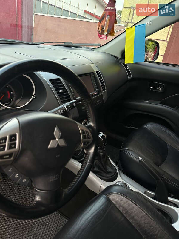 Mitsubishi Outlander 2007