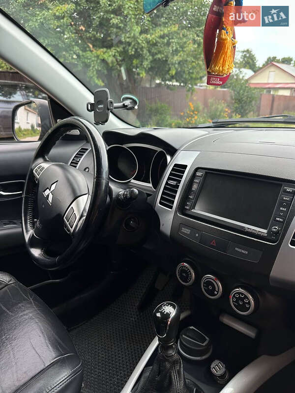 Mitsubishi Outlander 2007