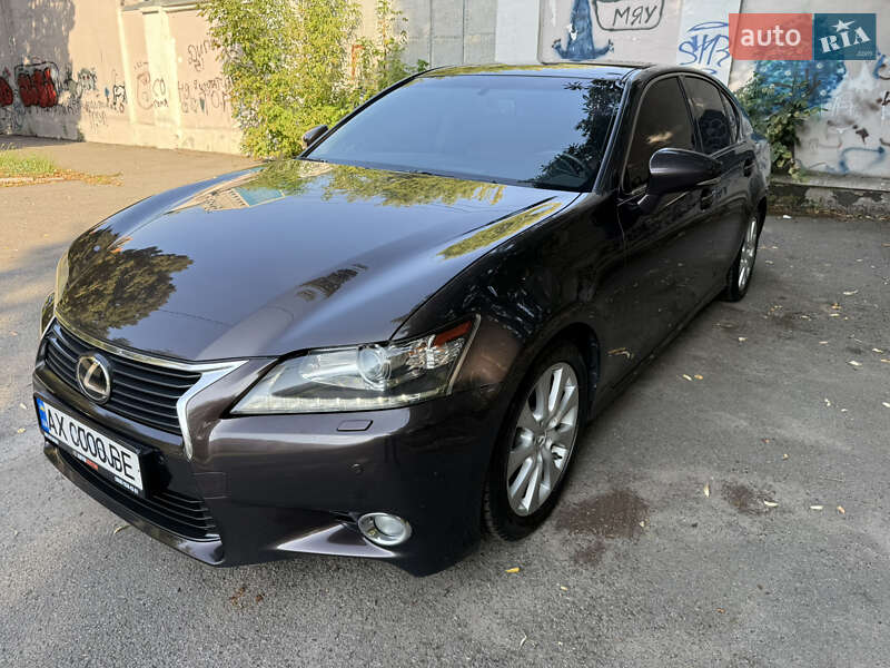 Lexus-10