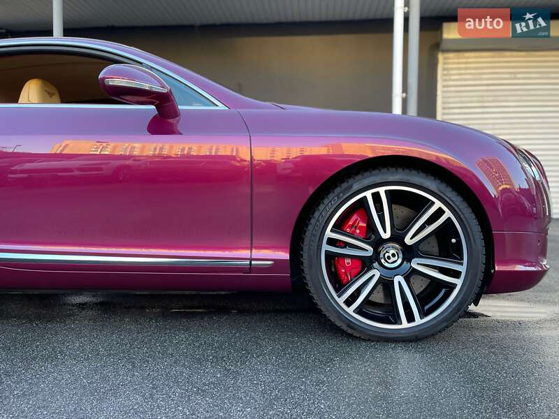 Bentley Continental GT 2012