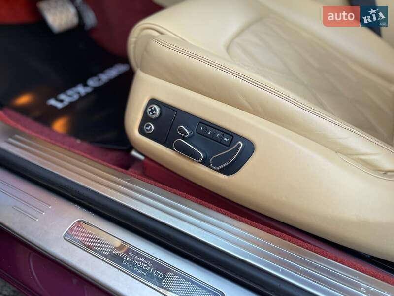 Bentley Continental GT 2012