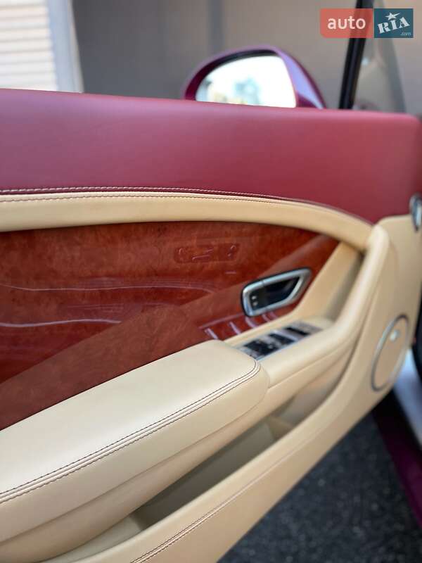 Bentley Continental GT 2012