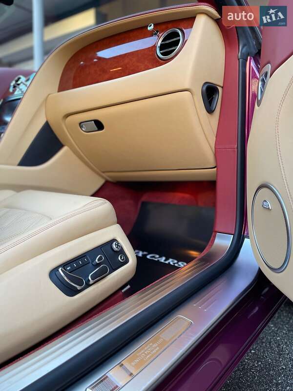 Bentley Continental GT 2012