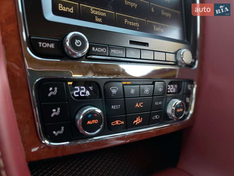 Bentley Continental GT 2012