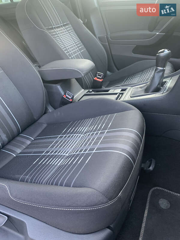 Volkswagen Golf 2015