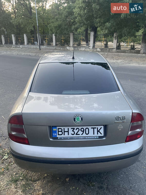 Skoda Superb 2007