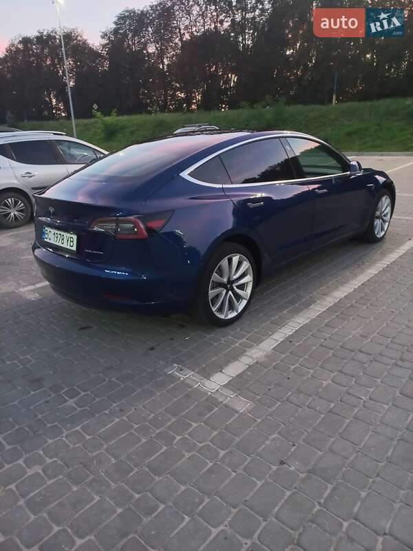 Tesla-3