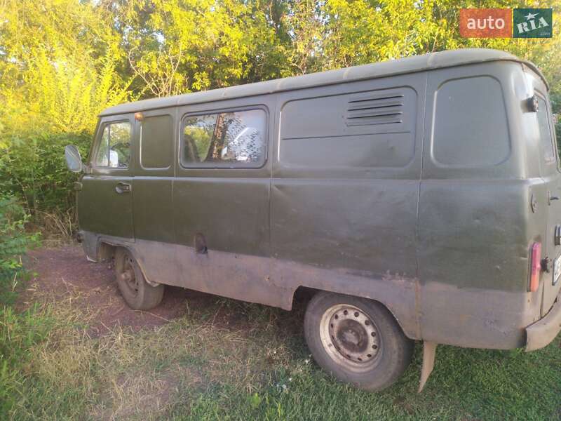 UAZ 3741 2012