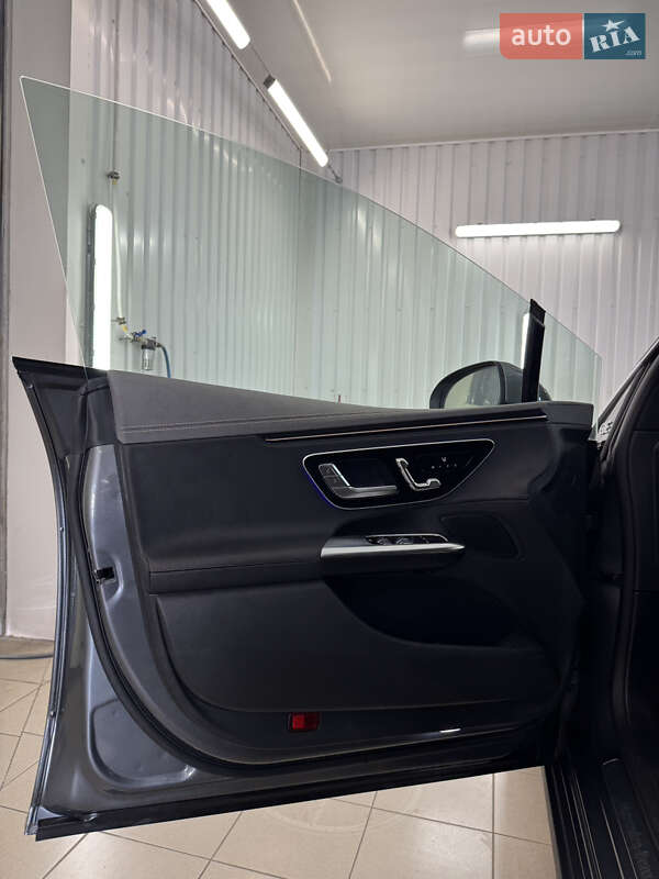 Mercedes-Benz EQE 2024